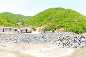 六块地硫矿